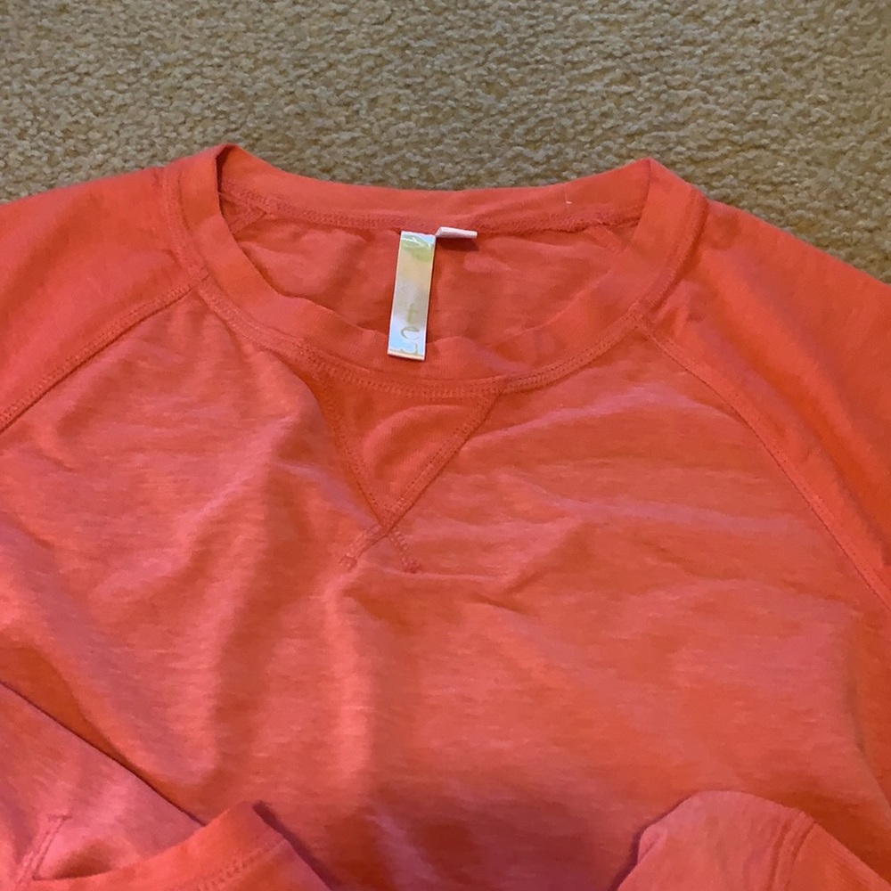 NWOT Green tea top size small - Picture 10 of 15